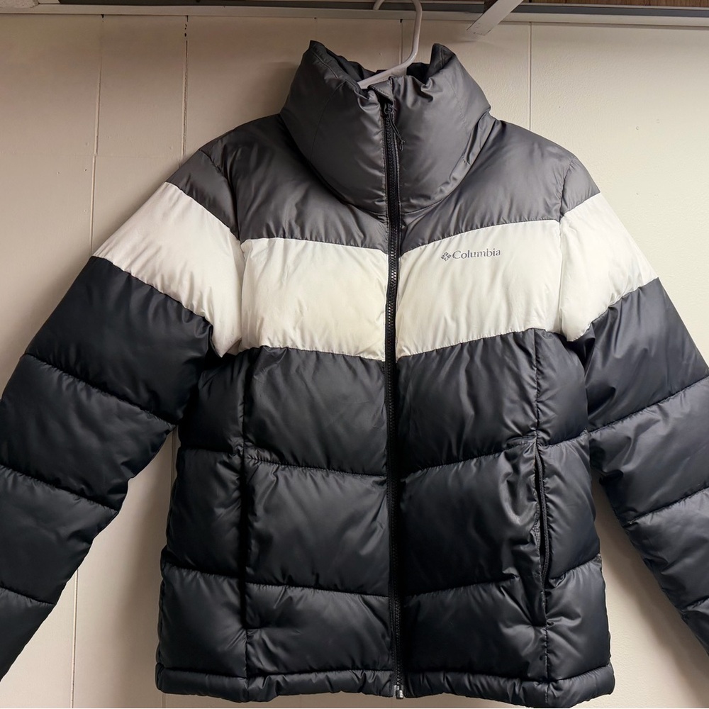 Columbia Men's Gray and White Puffer Jacket